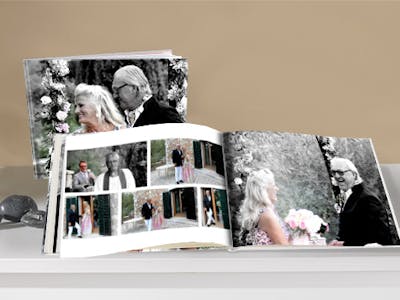 For the whole family: a wedding photo book with the most beautiful photos of the day belongs on every book shelf.
