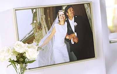 Gestalten Sie die Fotoleinwand f�r das Hochzeitspaar und w�hlen Sie einen dazu passenden Rahmen.