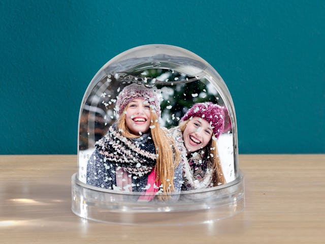 Schneekugel mit Foto selbst gestalten | Pixum