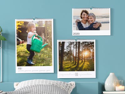 Heading towards a busy year? How about making a wall planner for each family member to arrange the calendars to a beautiful wall gallery?