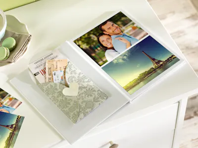 Design your personal voucher booklet with the Pixum Photo World Software in no time at all.