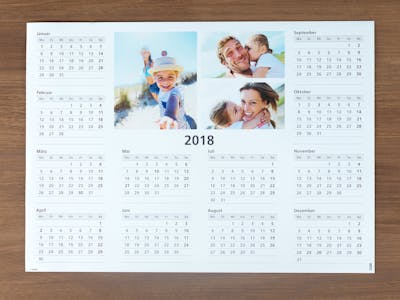 Jahreskalender mit Familienfotos.