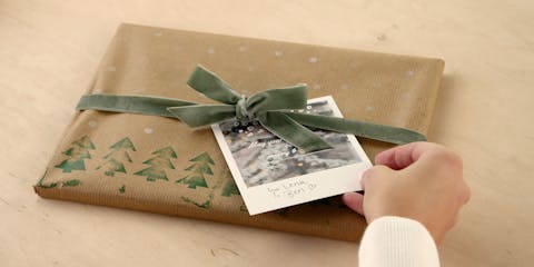 Geschenke Individuell Verpacken Mit Fotoabzugen Pixum